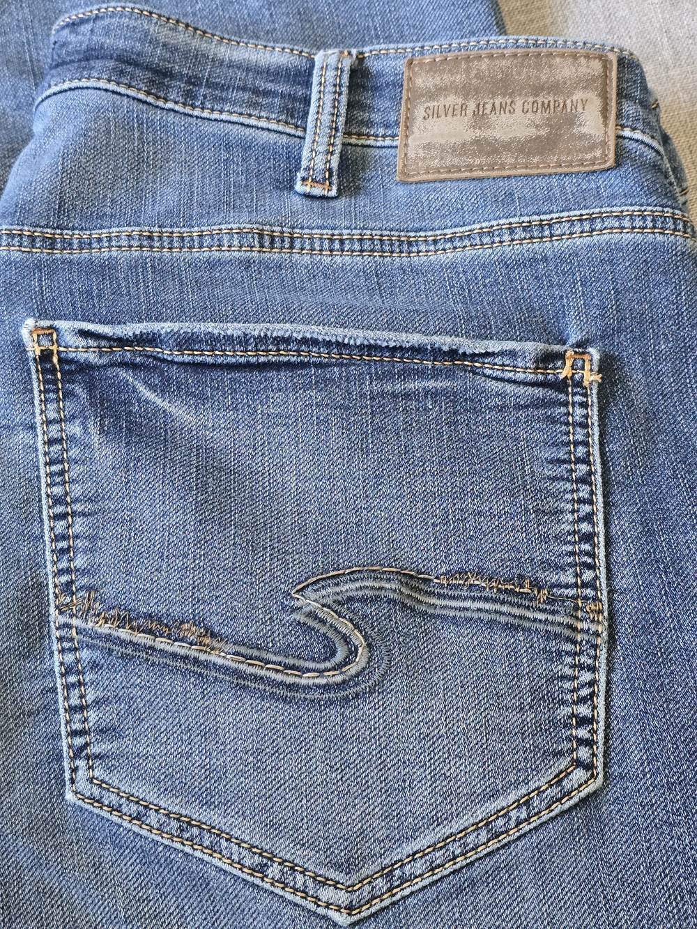 Silver Jeans Grayson  Men’s Light Blue Straight Jeans Size W38 L34